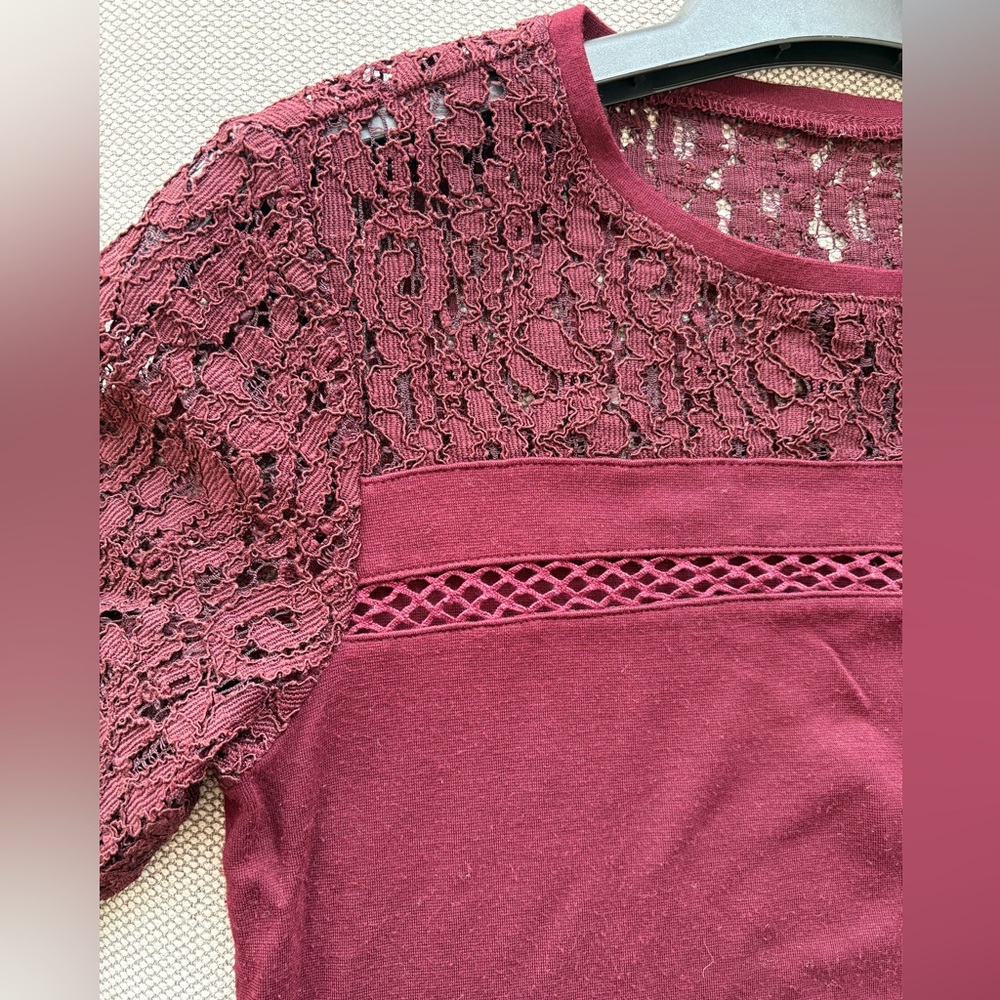 Chic Lace Sleeve Burgundy Blouse